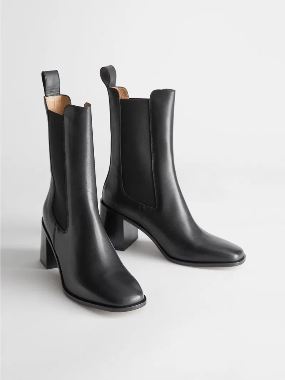 BNIB & Other Stories Heeled Leather Chelsea Boots